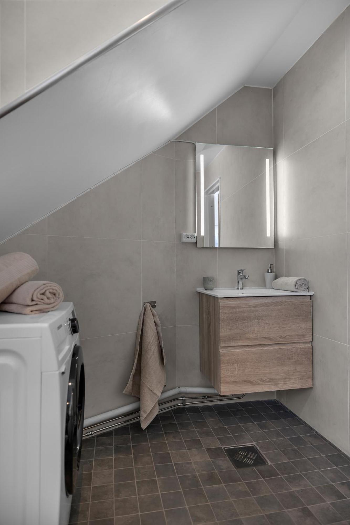 Lovely City Center Apartment With Amazing Views And Free Parking! トロムソ エクステリア 写真